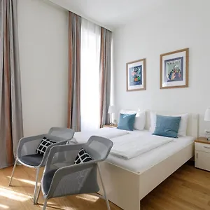 Riess - Self Check-in 3* Viyana