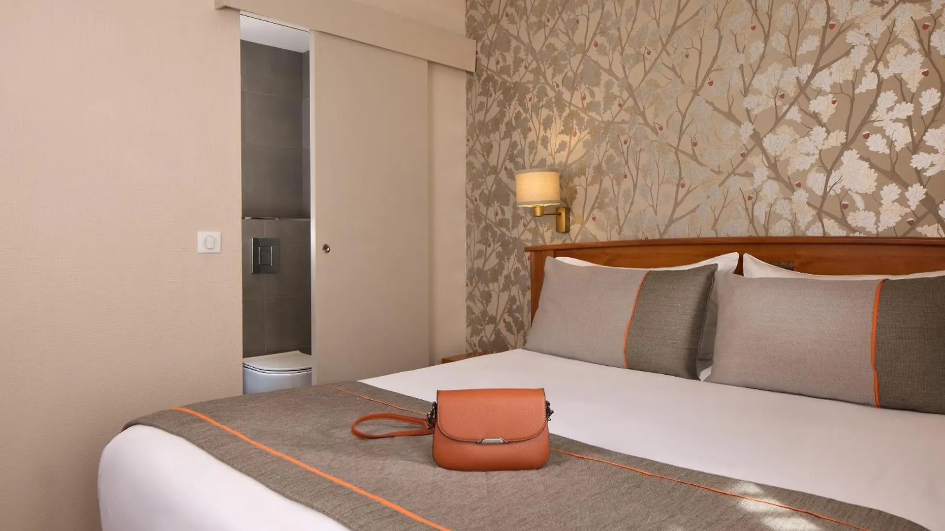 Timhotel Tour Eiffel Paris 3*,  France