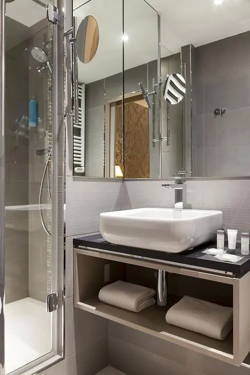 Timhotel Tour Eiffel Paris