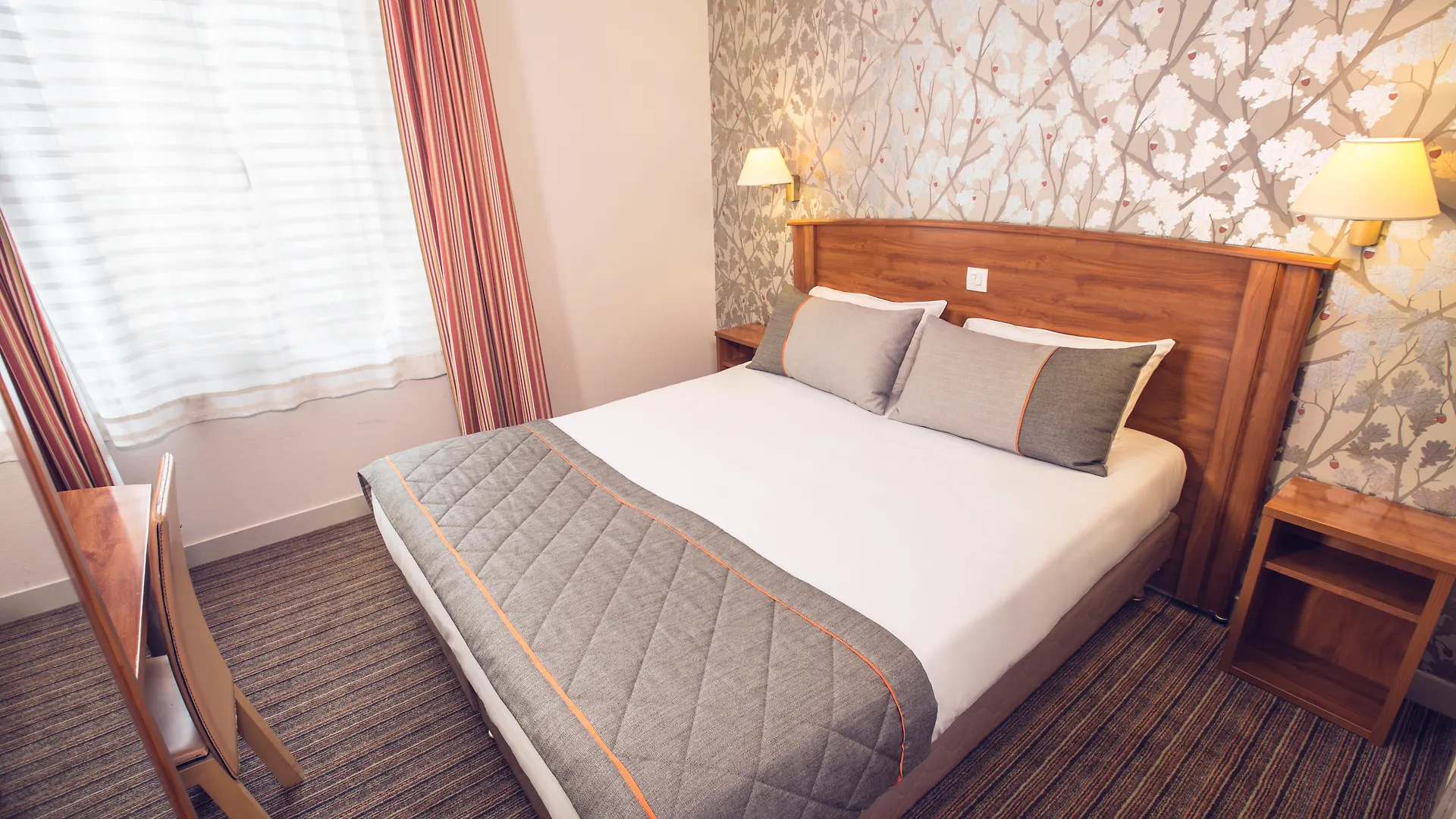 Timhotel Tour Eiffel Paris Fransa