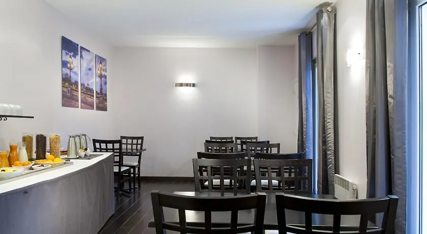 Timhotel Tour Eiffel Paris 3*,