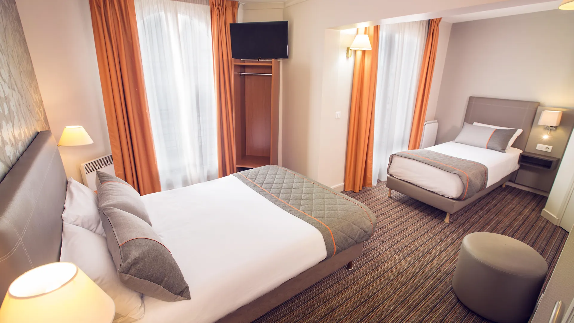 *** Otel Timhotel Tour Eiffel Paris Fransa