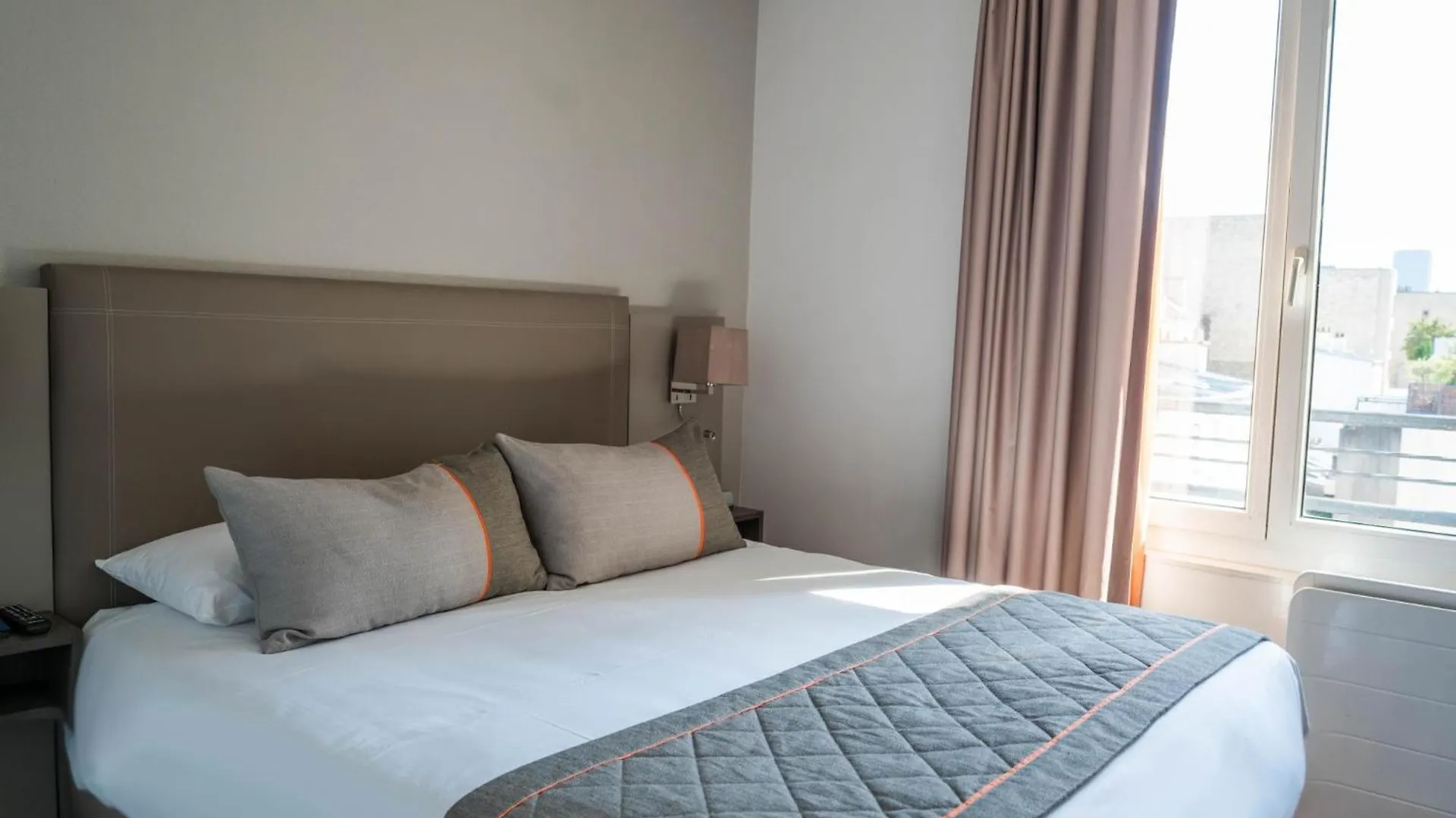 Timhotel Tour Eiffel Paris 3*,  Fransa