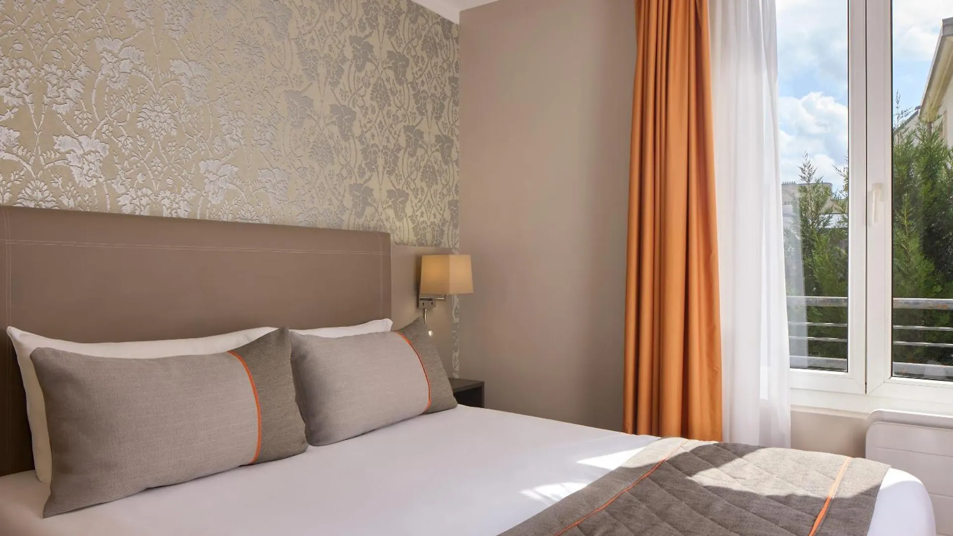 *** Hotell Timhotel Tour Eiffel Paris Frankrike