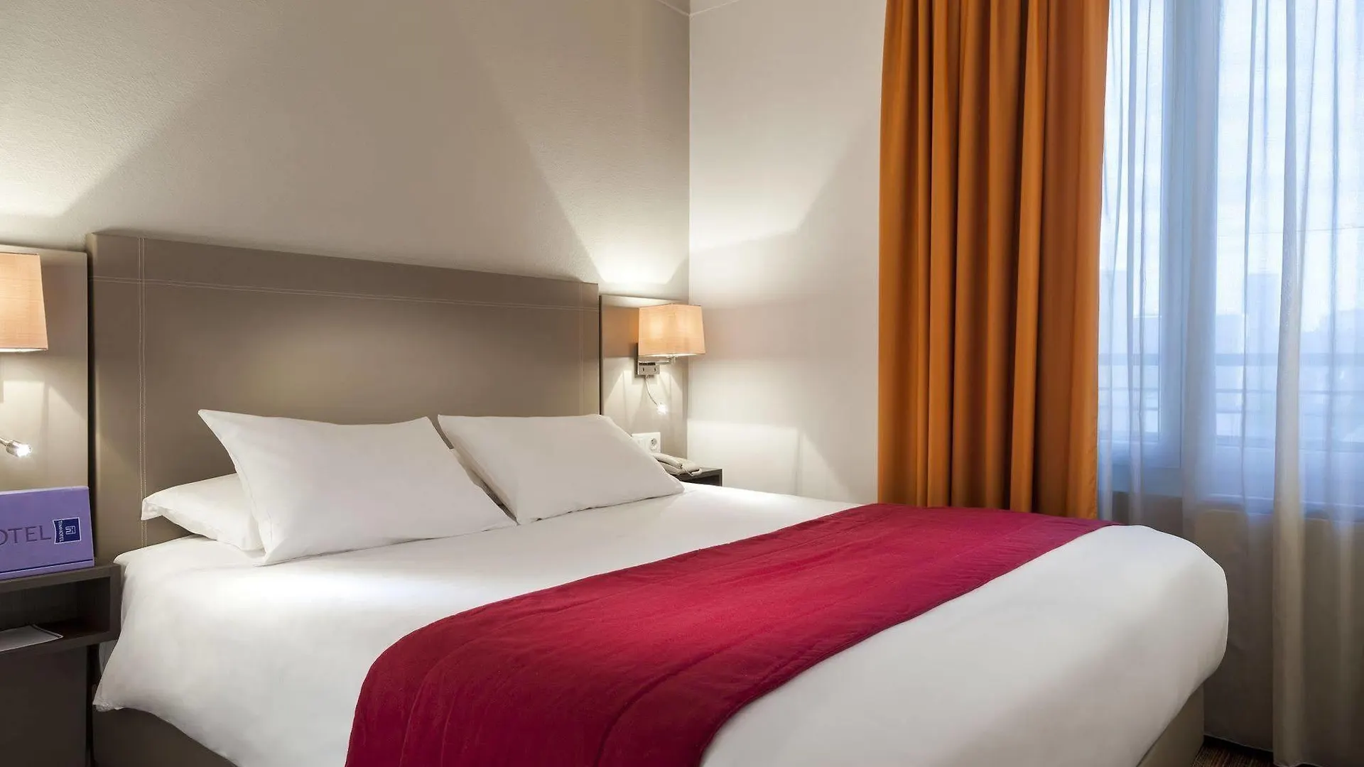 Timhotel Tour Eiffel Paris 3*,