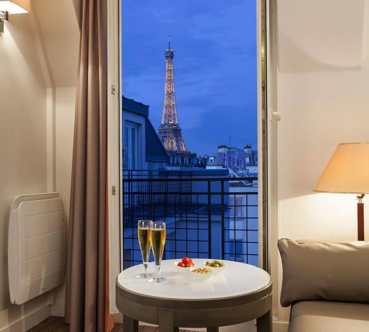 Timhotel Tour Eiffel Paris